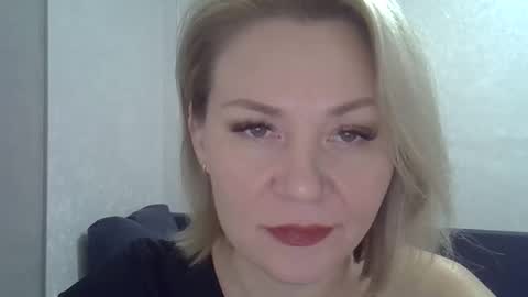 Snapshot of 3susie chatting on 10-14-25, 08:59 3susie online show from 10-14-25, 08:59