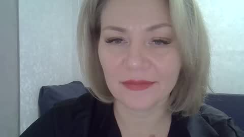 Snapshot of 3susie chatting on 10-15-25, 08:14 3susie online show from 10-15-25, 08:14