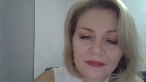 Snapshot of 3susie chatting on 11-13-25, 10:36 3susie online show from 11-13-25, 10:36