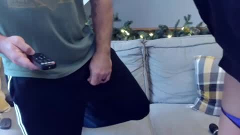 3 to tango online show from 11-26-25, 01:23