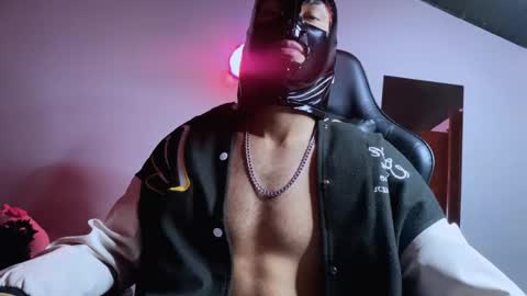 E V I L online show from 11-08-25, 11:36