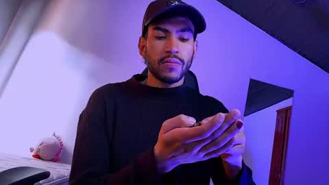E V I L online show from 06-25-26, 07:29