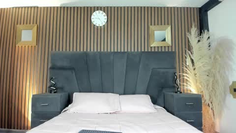 3X NAXAA online show from 04-09-26, 01:05