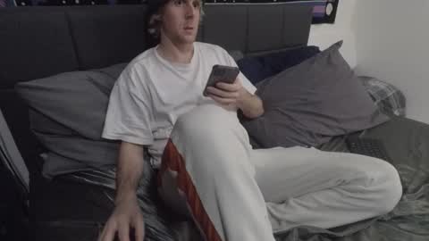 fun dude online show from 02-04-25, 05:21