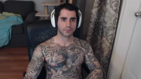 Snapshot of 420randomguy chatting on 01-15-26, 03:00 Anomander Rake online show from 01-15-26, 03:00