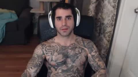 Snapshot of 420randomguy chatting on 01-16-26, 12:58 Anomander Rake online show from 01-16-26, 12:58