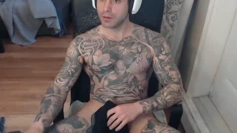 Snapshot of 420randomguy chatting on 02-11-26, 03:17 Anomander Rake online show from 02-11-26, 03:17