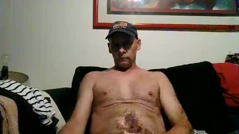 Snapshot of 4nuf chatting on 10-22-25, 09:31 4nuf online show from 10-22-25, 09:31