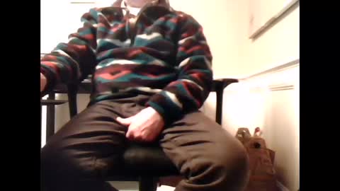 Snapshot of 4uguys chatting on 02-17-25, 05:04 4uguys online show from 02-17-25, 05:04