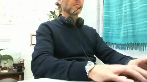 Snapshot of 555tony555 chatting on 03-07-25, 02:15 555tony555 online show from 03-07-25, 02:15