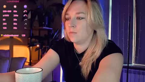 Snapshot of 5_in_one chatting on 10-03-25, 05:04 Sunshine online show from 10-03-25, 05:04