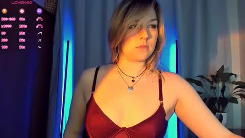 Snapshot of 5_in_one chatting on 11-27-25, 03:30 Sunshine online show from 11-27-25, 03:30