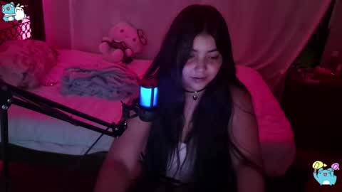 Snapshot of 5ophie chatting on 02-12-26, 05:24 5ophie online show from 02-12-26, 05:24