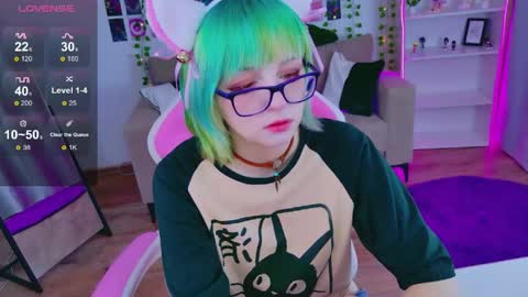 Snapshot of 666_marshmallow chatting on 04-27-26, 05:05 Marsi online show from 04-27-26, 05:05