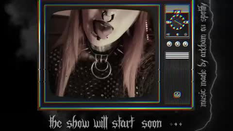 Juune online show from 05-18-26, 06:47
