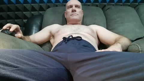 Snapshot of 69myballsack chatting on 08-03-26, 08:23 69myballsack online show from 08-03-26, 08:23
