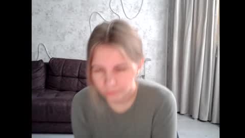 Snapshot of 69riley_reid69 chatting on 11-10-25, 04:11 69Riley Reid69 online show from 11-10-25, 04:11