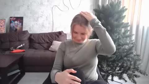 Snapshot of 69riley_reid69 chatting on 12-03-25, 05:37 69Riley Reid69 online show from 12-03-25, 05:37