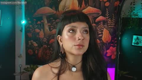 B R I E L A  online show from 03-31-26, 05:30