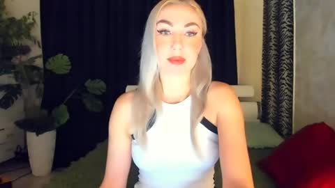Snapshot of 6noangel66 chatting on 05-02-26, 01:21 SABOTAGE online show from 05-02-26, 01:21
