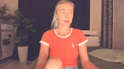 Snapshot of 6noangel66 chatting on 07-25-26, 01:04 SABOTAGE online show from 07-25-26, 01:04