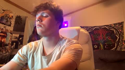 Snapshot of 710lemonade420 chatting on 02-17-25, 08:09 lemonade online show from 02-17-25, 08:09