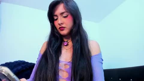Snapshot of 77neferkitty77 chatting on 06-06-26, 11:04 online show from 06-06-26, 11:04