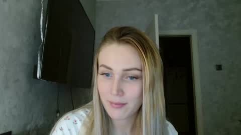 7melania online show from 09-19-25, 05:24