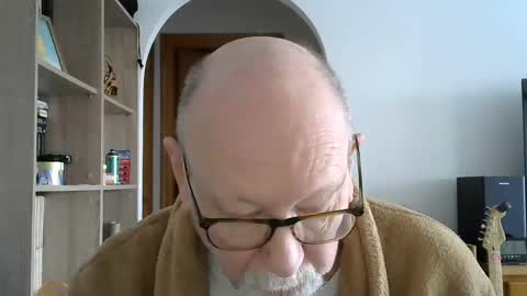 Snapshot of 7thsojourn chatting on 12-08-24, 11:35 Papi online show from 12-08-24, 11:35