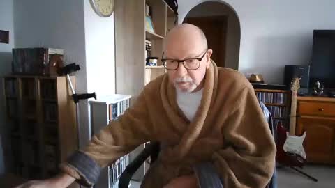 Snapshot of 7thsojourn chatting on 02-07-25, 09:37 Papi online show from 02-07-25, 09:37