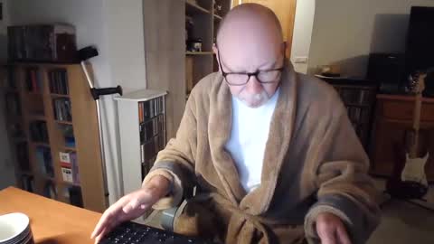 Snapshot of 7thsojourn chatting on 02-07-25, 06:34 Papi online show from 02-07-25, 06:34