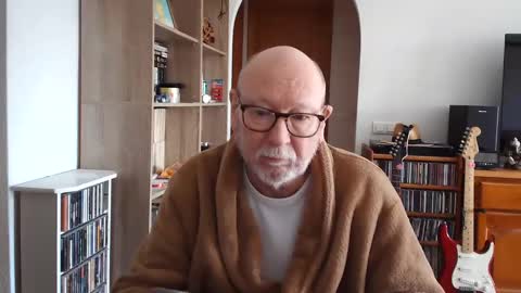 Snapshot of 7thsojourn chatting on 02-25-25, 10:04 Papi online show from 02-25-25, 10:04