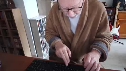 Snapshot of 7thsojourn chatting on 03-05-25, 10:33 Papi online show from 03-05-25, 10:33