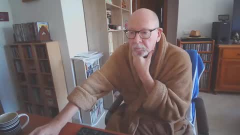 Snapshot of 7thsojourn chatting on 11-10-25, 09:41 Papi online show from 11-10-25, 09:41