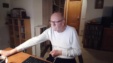  Papi  online show from 03-09-26, 06:34