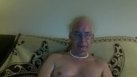 Snapshot of 808dred chatting on 01-17-25, 09:49 808dred online show from 01-17-25, 09:49