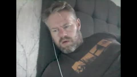 Snapshot of 81jonnyx chatting on 01-06-25, 02:47 81jonnyx online show from 01-06-25, 02:47