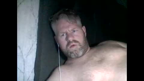 Snapshot of 81jonnyx chatting on 03-12-25, 11:12 81jonnyx online show from 03-12-25, 11:12