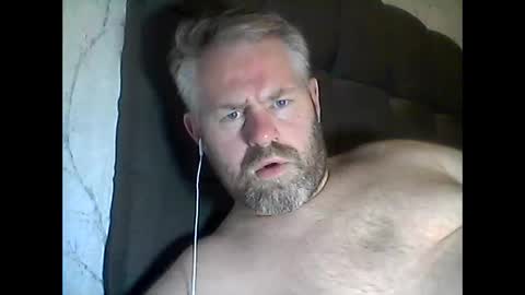 Snapshot of 81jonnyx chatting on 12-19-25, 09:11 81jonnyx online show from 12-19-25, 09:11