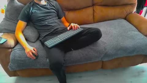 87johnny online show from 05-18-26, 03:07