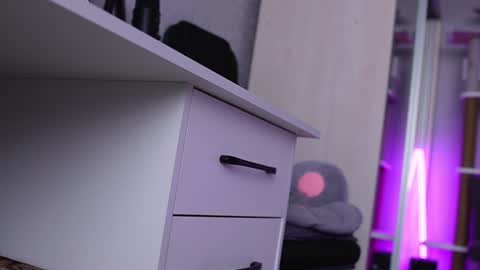 Snapshot of 888_666 chatting on 01-21-25, 08:08 Monicano face online show from 01-21-25, 08:08