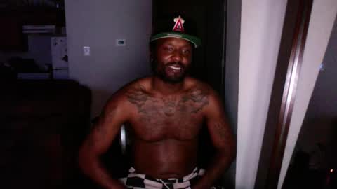 NoFaceNoCase online show from 10-10-25, 03:05