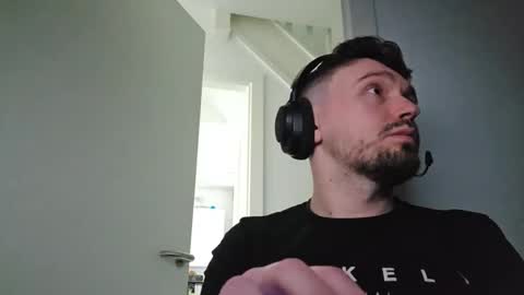 8inchdude93 online show from 03-16-26, 10:41