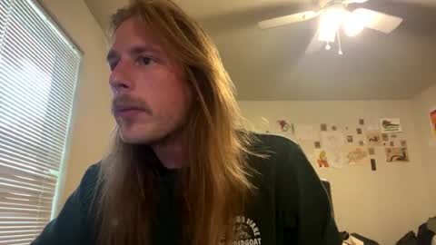 Snapshot of 8inchlife chatting on 07-23-26, 11:35 CoralShark online show from 07-23-26, 11:35