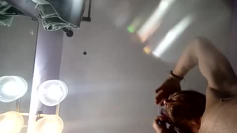 Snapshot of 8intenn chatting on 09-28-25, 08:52 8intenn online show from 09-28-25, 08:52