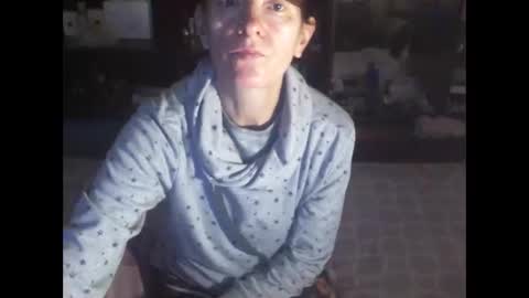 Snapshot of 8mistress8 chatting on 10-25-25, 03:29 8MISTRESS8 online show from 10-25-25, 03:29