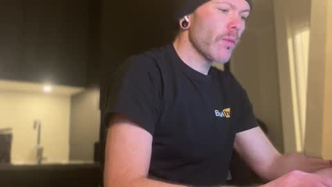 Snapshot of 99tokensforme chatting on 02-03-26, 03:26 Dr. Ivar online show from 02-03-26, 03:26