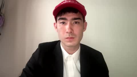 Snapshot of 9thislandd chatting on 02-12-26, 05:35 9thislandd online show from 02-12-26, 05:35