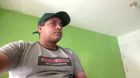 Snapshot of 9vinhocamshow chatting on 01-10-26, 11:34 9vinhocamshow online show from 01-10-26, 11:34