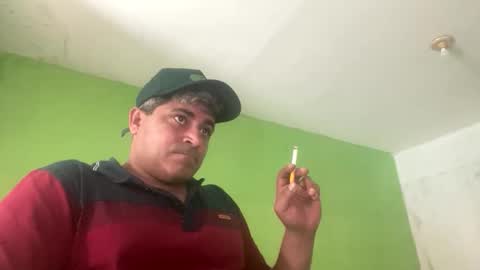 Snapshot of 9vinhocamshow chatting on 05-09-26, 12:10 9vinhocamshow online show from 05-09-26, 12:10